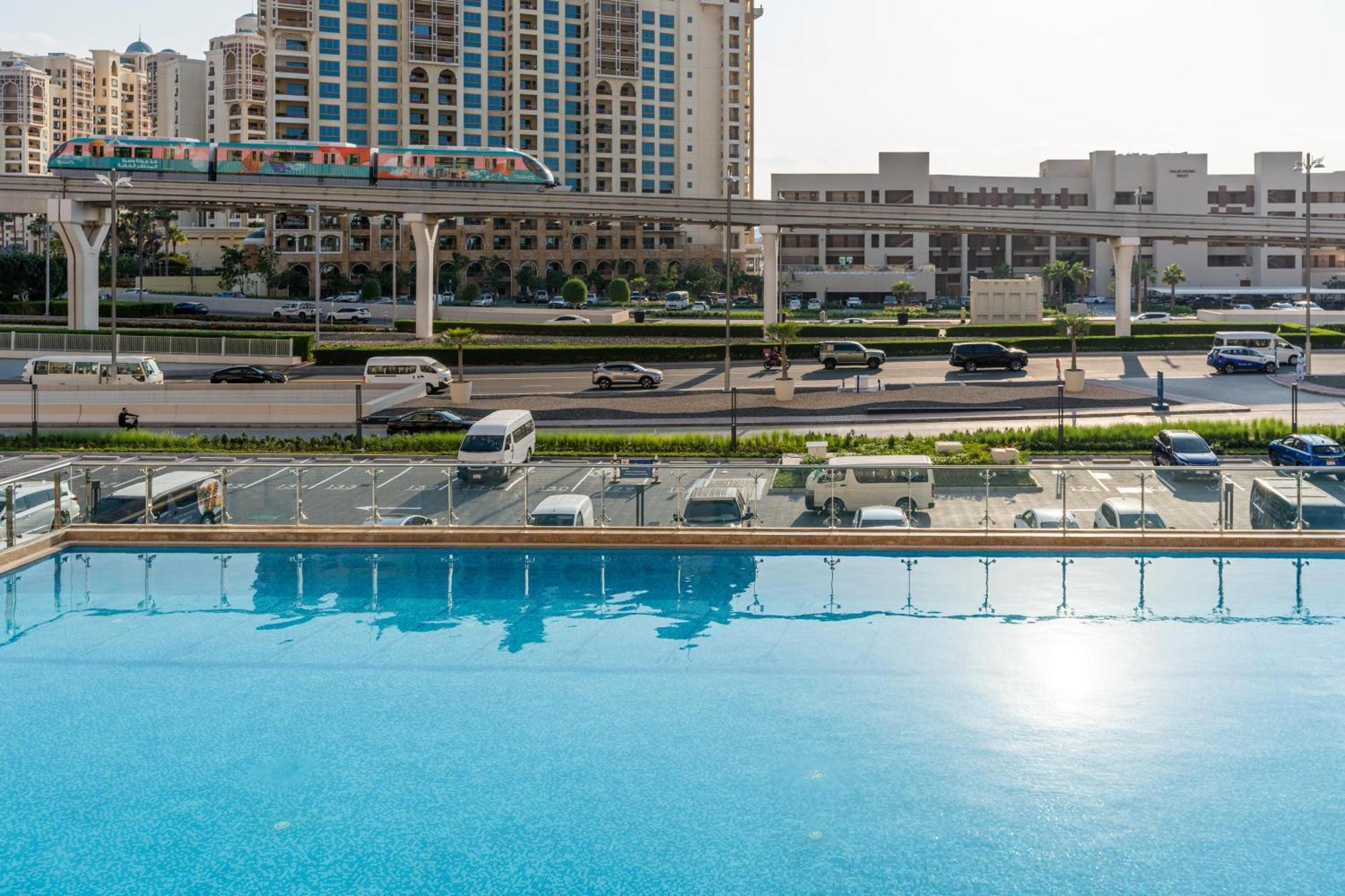 Apartment Deluxe Waterfront Unit In Heart Of Palm Jumeirah *